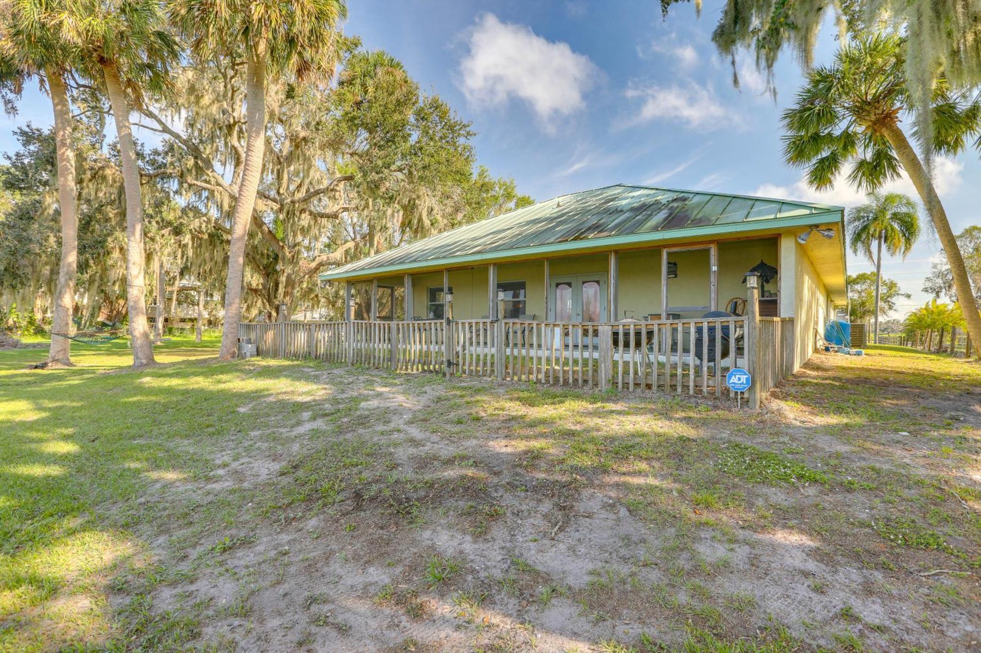 Lush Lorida Home On Lake Istokpoga Sebring Exterior photo